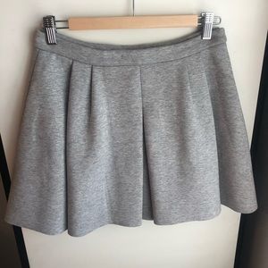 Grey skirt
